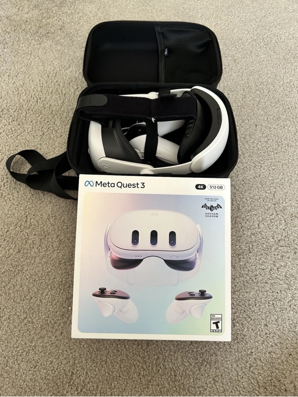 Meta Quest 3 512GB  VR Headset With Controllers & Case